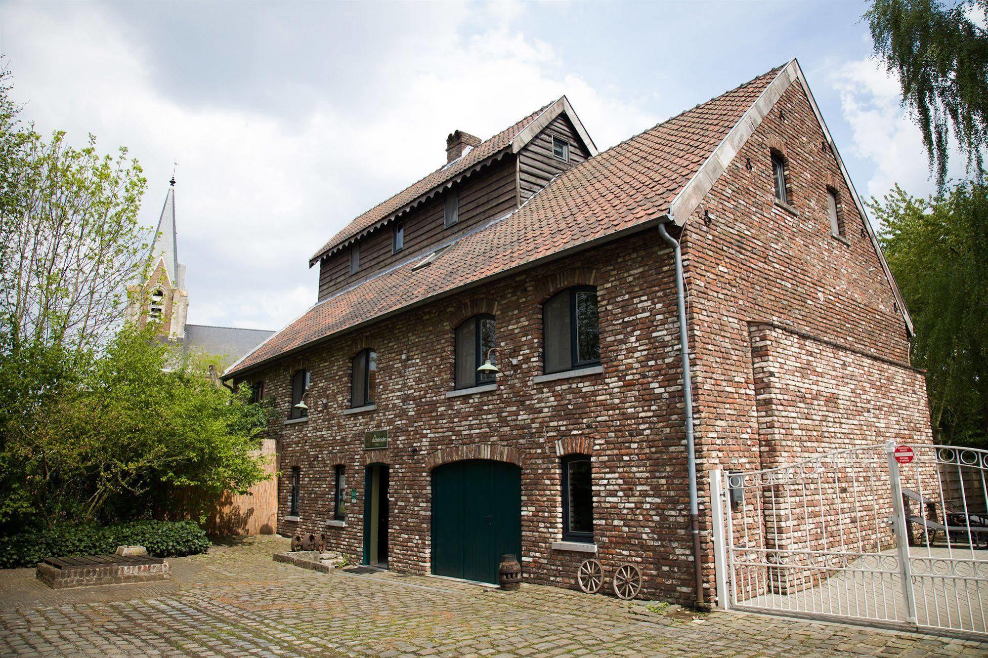 B&B De Dubbelmolen Tongeren Exterior foto